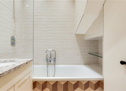 Flat for 1 050 000 euro in London, United Kingdom