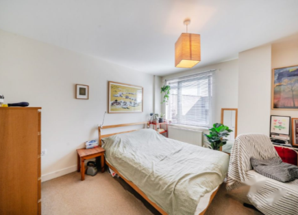 Flat for 385 000 euro in London, United Kingdom