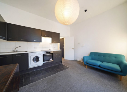 Flat for 300 000 euro in London, United Kingdom