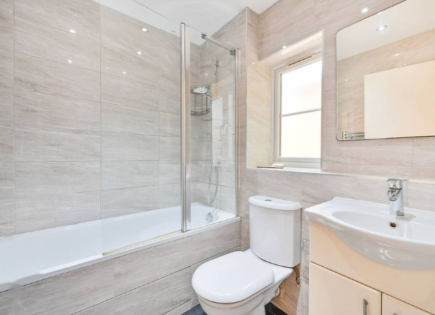 Flat for 400 000 euro in London, United Kingdom