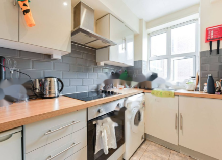 Flat for 270 000 euro in London, United Kingdom