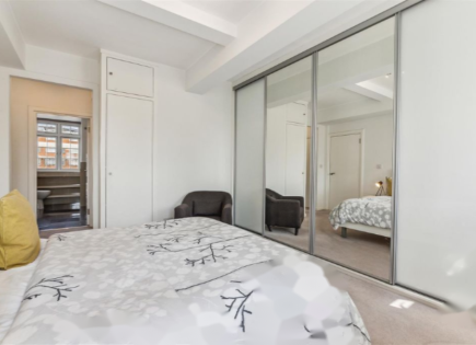 Appartamento per 995 000 euro a Londra, Regno Unito