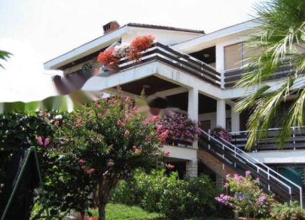 House for 1 600 000 euro in Opatija, Croatia