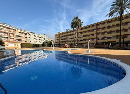 Flat for 285 000 euro on Costa Brava, Spain