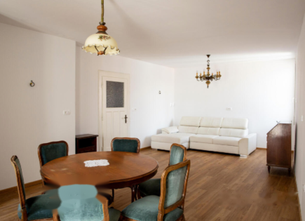 Appartamento per 472 900 euro a Capodistria, Slovenia