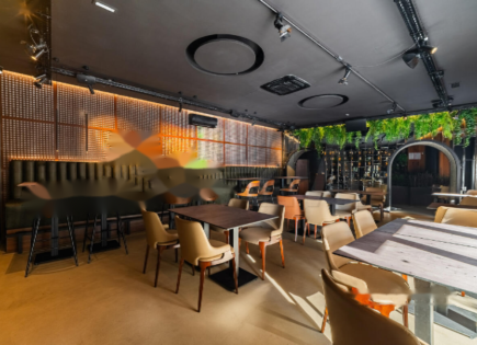 Büro für 1 000 000 euro in Ljubljana, Slowenien