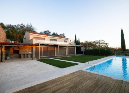 Casa per 1 750 000 euro a Portorose, Slovenia