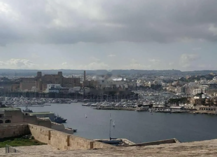 Wohnung für 1 200 000 euro in Valletta, Malta