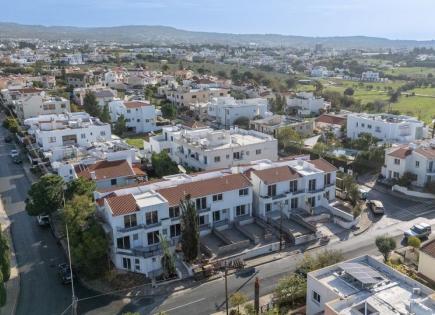 Townhouse for 221 760 euro in Paphos, Cyprus