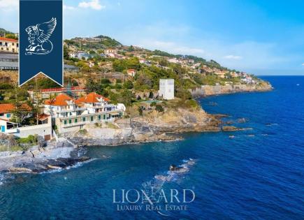 Apartment für 1 800 000 euro in Imperia, Italien