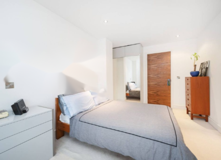 Appartamento per 402 500 euro a Londra, Regno Unito