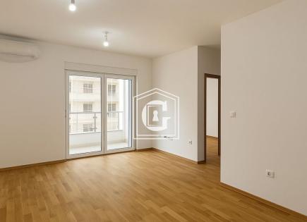 Apartment für 115 000 euro in Becici, Montenegro