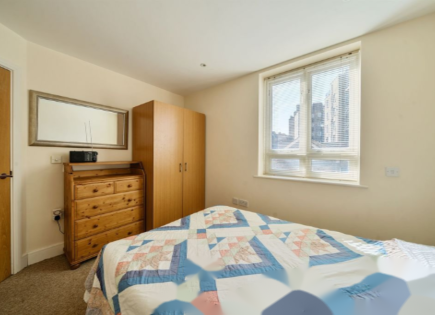 Flat for 402 500 euro in London, United Kingdom