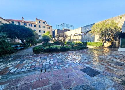 Piso para 299 000 euro en Kotor, Montenegro