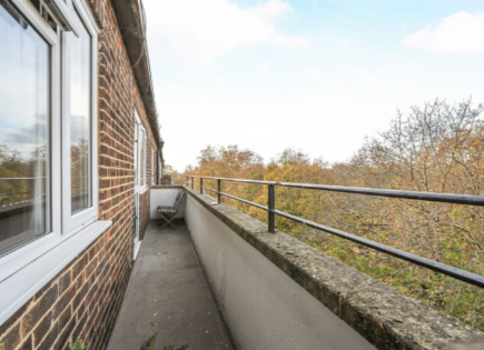 Flat for 460 000 euro in London, United Kingdom