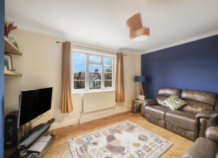 Flat for 454 250 euro in London, United Kingdom