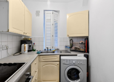 Flat for 402 500 euro in London, United Kingdom