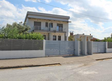 House for 530 000 euro in Paralia, Greece