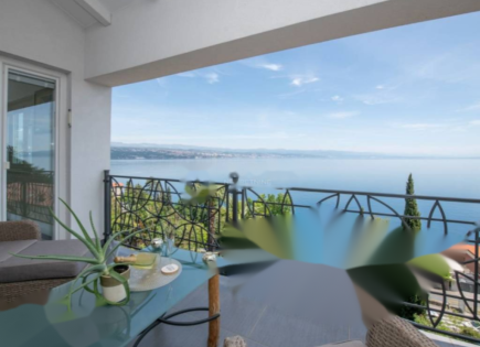 Appartamento per 1 540 000 euro a Opatija, Croazia