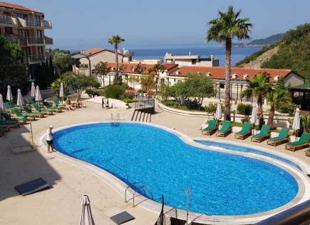 Appartamento per 211 000 euro a Budva, Montenegro