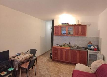 Flat for 65 000 euro in Sutomore, Montenegro