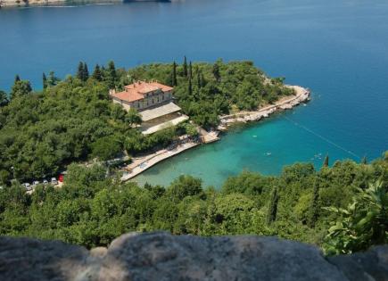 Hotel, albergo per 6 225 000 euro a Krk, Croazia