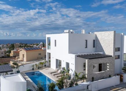 Villa for 1 750 000 euro in Paphos, Cyprus