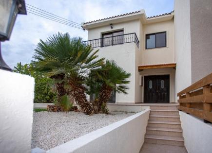 Villa for 320 000 euro in Limassol, Cyprus