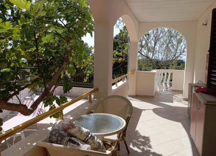 Villa per 157 000 euro a Utjeha, Montenegro