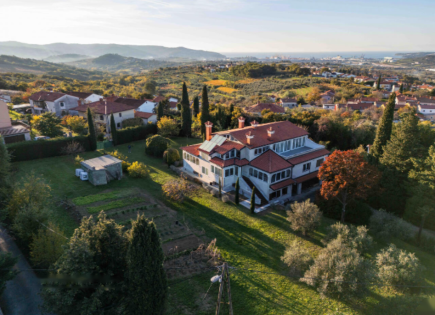 House for 1 600 000 euro in Koper, Slovenia