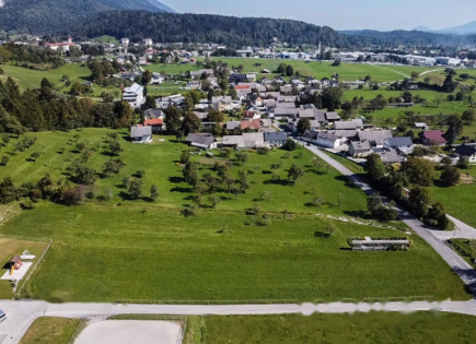 Land for 248 000 euro in Ajdovscina, Slovenia