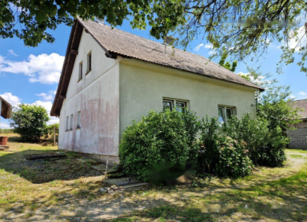 Casa per 70 000 euro a Sesana, Slovenia