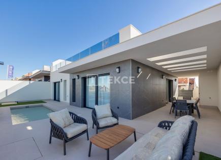 Villa para 595 000 euro en Torrevieja, España