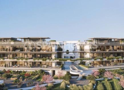 Ático para 516 000 euro en Estepona, España