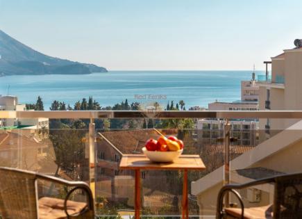 Wohnung für 185 000 euro in Becici, Montenegro