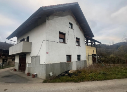 Maison pour 89 000 Euro à Tržič, Slovénie
