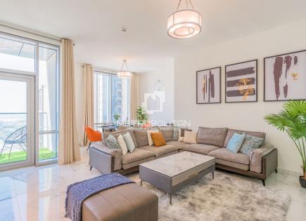 Appartamenti per 740 613 euro a Dubai, EAU