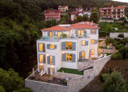 Appartamento per 575 000 euro a Opatija, Croazia