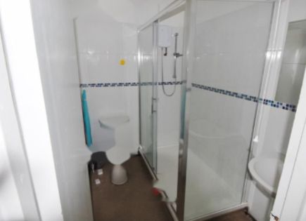 Flat for 230 000 euro in London, United Kingdom