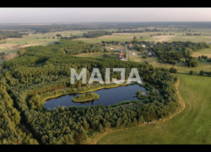 Terreno per 2 045 301 euro in Polonia