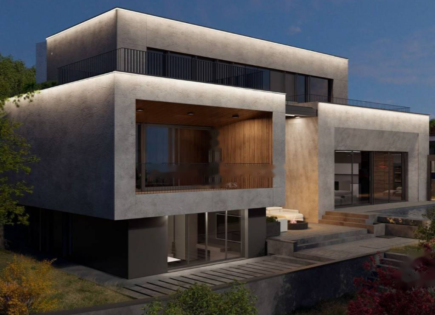 Casa per 3 500 000 euro a Opatija, Croazia