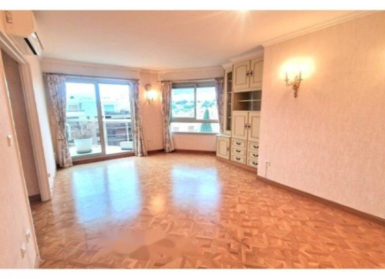 Flat for 130 800 euro in Cannes, France