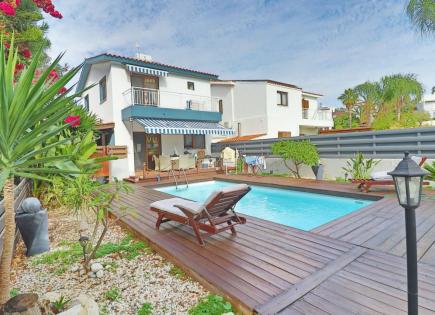 Villa per 395 000 euro a Paphos, Cipro