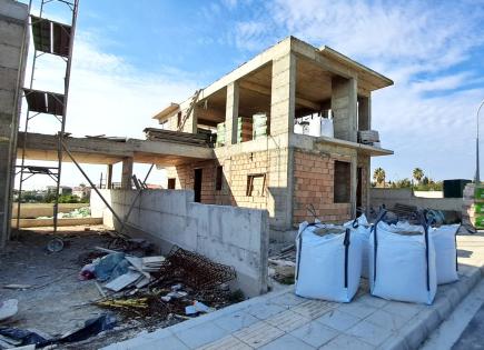 Villa for 430 000 euro in Limassol, Cyprus