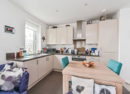 Flat for 402 500 euro in London, United Kingdom