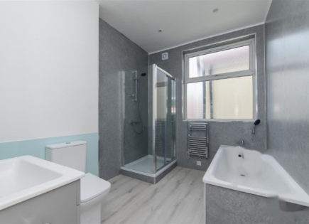 Flat for 402 500 euro in London, United Kingdom