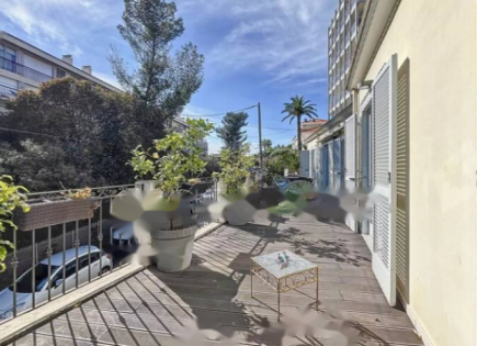 Appartamento per 709 000 euro a Cannes, Francia