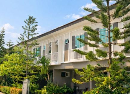 Casa adosada para 67 300 euro en Chonburi, Tailandia