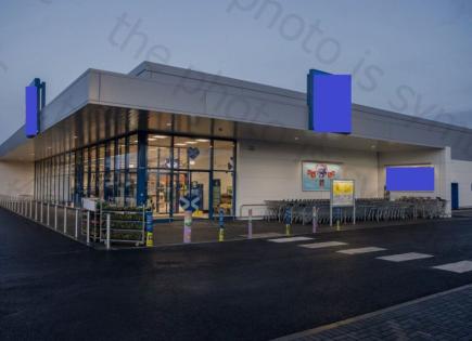 Proprietà commerciale per 3 500 000 euro a Celje, Slovenia