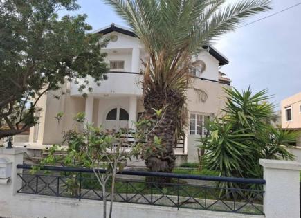 Villa per 430 000 euro a Larnaca, Cipro